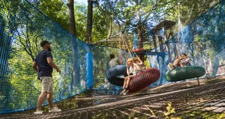attractions-balançoires-filets-natural-parc-st-laurent-des-autels-oa-osez-mauges-©F.Crampon (1) attractions-balançoires-filets-natural-parc-st-laurent-des-autels-oa-osez-mauges-©F.Crampon (1)