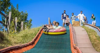 Summer tubing_descente en bouée Summer tubing_descente en bouée