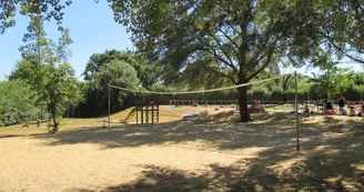 Le Terrain de Beach Volley de l'Aire Naturelle de Boisdon à Saint-Paul-du-Bois_3