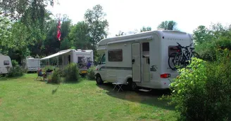Aire d'accueil et de services sur camping Aire d'accueil et de services sur camping
