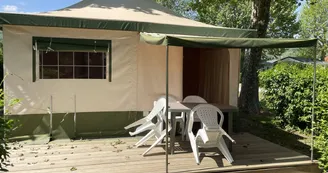 Bungalow toilé et chalets/tonneaux Les Nières