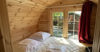 Bungalow toilé et chalets/tonneaux Les Nières