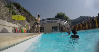 Piscine intercommunale de Pont de Labeaume Piscine intercommunale de Pont de Labeaume