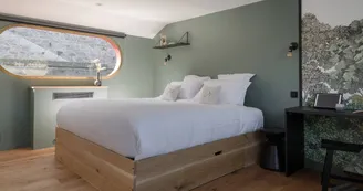 Bed and Bicycle - La Péniche