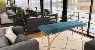 Bed and Bicycle - La Péniche