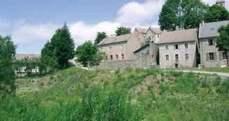 Gîte d'étape communal : L'abri Gîte d'étape communal : L'abri
