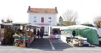 Marché de Chaniers
