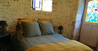 Le Grand Courdeault - La Tour de l'Ancien Château Le Grand Courdeault - La Tour de l'Ancien Château