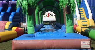 Parc aquatique et jeux gonflables "Family Kids"