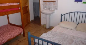 Gîte d'étape Le Rousset du Lac Gîte d'étape Le Rousset du Lac