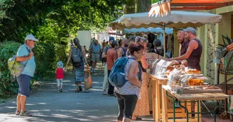 Petit marché des producteurs de Chirols