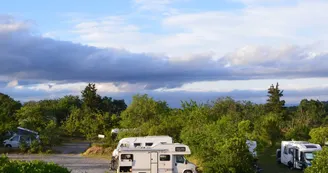 Aire de camping-car la Ferme Théâtre à Lablachère