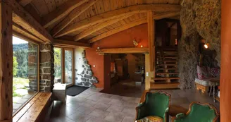 Gîte Ferme troglodyte dans un écrin de nature Gîte Ferme troglodyte dans un écrin de nature
