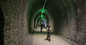 Location de vélos électriques à la journée - Balazuc Loisirs