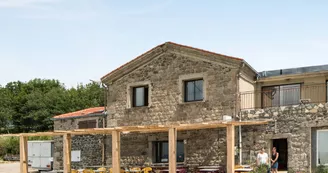 De La Paille Aux Chambauds De La Paille Aux Chambauds