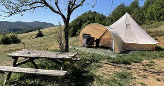 Tente tipi - Camping La Ferme de Simondon Tente tipi - Camping La Ferme de Simondon