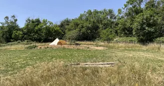 Tente tipi - Camping La Ferme de Simondon Tente tipi - Camping La Ferme de Simondon