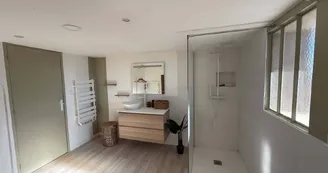Charmant studio cosy au cœur de Félines