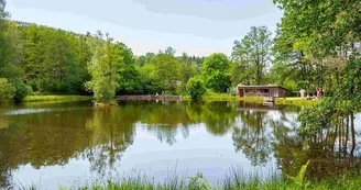 L'étang de pêche du Rayau L'étang de pêche du Rayau