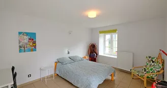 12 chambre PMR gîte d'étape et de groupe de la métairie Saché (1) 12 chambre PMR gîte d'étape et de groupe de la métairie Saché (1)