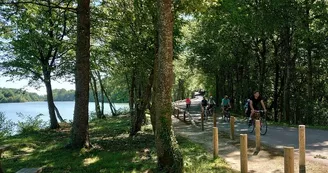 Vélo-en-famille-au-Domaine-de-Boisvinet-au-Plessis-Dorin Vélo-en-famille-au-Domaine-de-Boisvinet-au-Plessis-Dorin