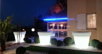 hotel-tour-hotel-la-chausse-st-victor