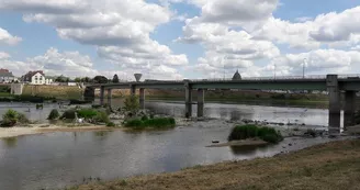 JAR-loire-pont-20180718-01-FR-OTI JAR-loire-pont-20180718-01-FR-OTI