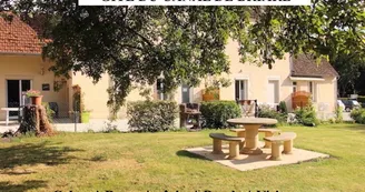 Ouzouer sur Trézée- gite du canal Ouzouer sur Trézée- gite du canal