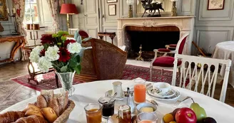 Petit-déjeuner ©Chateau de la Rivière Petit-déjeuner ©Chateau de la Rivière