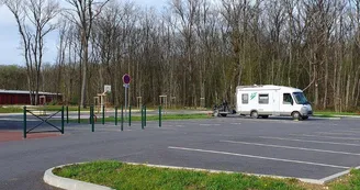 Aire d'accueil camping-car Le Poinconnet