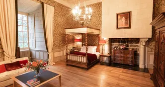 L'Islette - Chambre tour ouest - XS - ©chateaudelislette L'Islette - Chambre tour ouest - XS - ©chateaudelislette