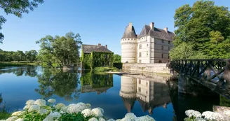 L'Islette - Reflet avec moulin - XS - ©chateaudelislette L'Islette - Reflet avec moulin - XS - ©chateaudelislette