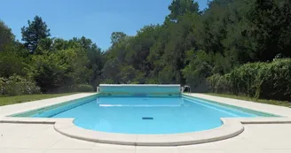 Piscine chauffée Hotel du Cygne Bracieux Chambord Piscine chauffée Hotel du Cygne Bracieux Chambord
