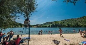 Baignade dans le Lot à Luzech_01 © Lot Tourisme - C. ORY Baignade dans le Lot à Luzech_01 © Lot Tourisme - C. ORY