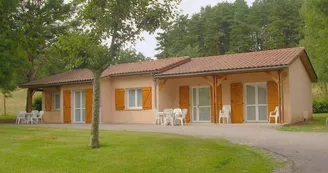 Le Petit Bois 46 - Village de gîtes et Camping