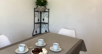 Petit déjeuner Les chambres de Ma'Nous