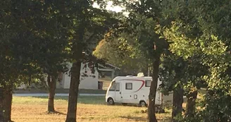 Aire de camping-car Echourgnac
