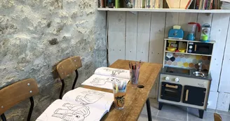 L'école Buissionnière Chambres et table d'hôtes la Celle dunoise