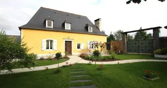 Maison castagnet 2 personnes Assat Pau Nay14 Maison castagnet 2 personnes Assat Pau Nay14