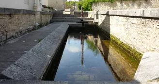 Le lavoir de la Grande Fontaine à Saint-Georges-de-Rex Le lavoir de la Grande Fontaine à Saint-Georges-de-Rex