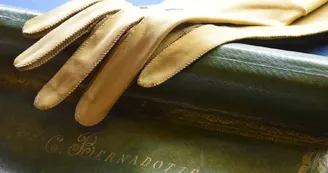 Musée Bernadotte - Pau - Gants