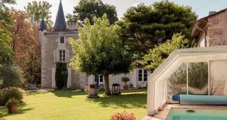 La chambre d'hôtes "Mazette ! Le Château" à Niort La chambre d'hôtes "Mazette ! Le Château" à Niort