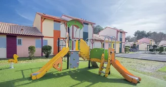 residence-les-villas-du-lac-soustons-appartement-jeux-enfants_1