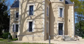 Rsidence Le Château des Plans à Parthenay.