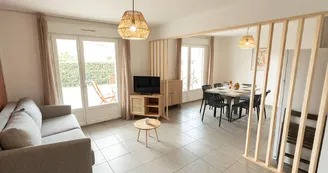 Grans salon lumineux. Résidence de vacances Lagocéan, à Vieux Boucau, Landes