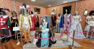 palais-du-costume-03 palais-du-costume-03