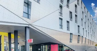 EXTERIEUR 02
