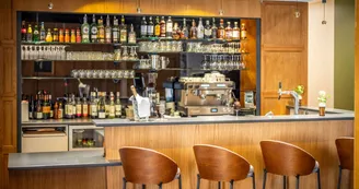 Bar Bar