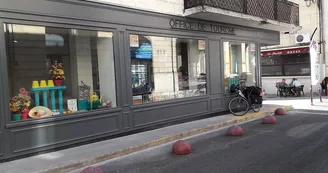 facade office