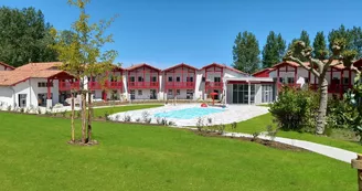 residence_nemea_urr_1. Piscine residence_nemea_urr_1. Piscine